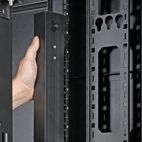 Eaton Tripp Lite Series 28.8kW 220-240V 3PH Switched PDU - LX Interface, Gigabit, 30 Outlets, Hardwire 380-415V Input, LCD, 1.8 m Cord, 0U 1.8 m Height, TAA - - PDU3XEVSRHWB - Image 7