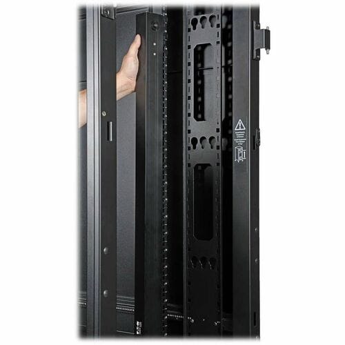 Eaton Tripp Lite Series 8.6kW 208/120V Three-Phase Basic PDU - 48 Outlets (36 C13, 6 C19, 6 5-15/20R), L21-30P Input, 6 ft. Cord, 70 in. 0U Rack - - PDU3V6L2130 - Image 3