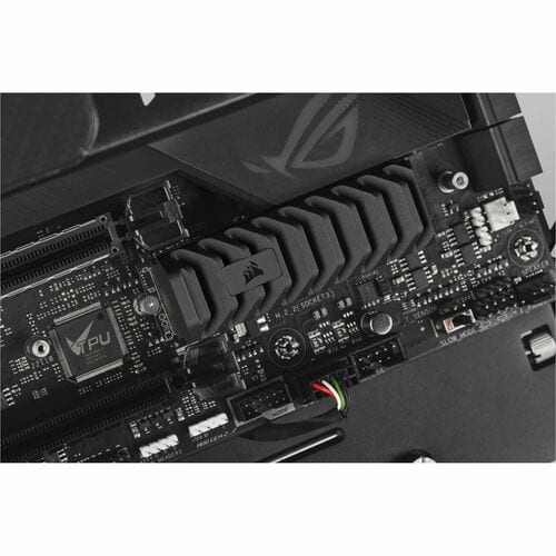 Corsair MP600 PRO XT 8 TB Solid State Drive - M.2 2280 Internal - PCI Express NVMe (PCI Express NVMe 4.0 x4) - Motherboard Device Supported - 6000 - CSSD-F8000GBMP600PXT - Image 3