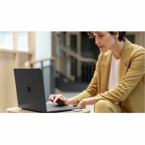 Microsoft Surface Laptop 6 15" Touchscreen Notebook - Intel Core Ultra 5 135H - 8 GB - 256 GB SSD - English, French Keyboard - Black - Intel - ZLB-00001 - Image 8