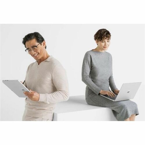 Microsoft Surface Laptop 6 15" Touchscreen Notebook - Intel Core Ultra 5 135H - 8 GB - 256 GB SSD - English Keyboard - Platinum - Intel Chip - ZLB-00026 - Image 9